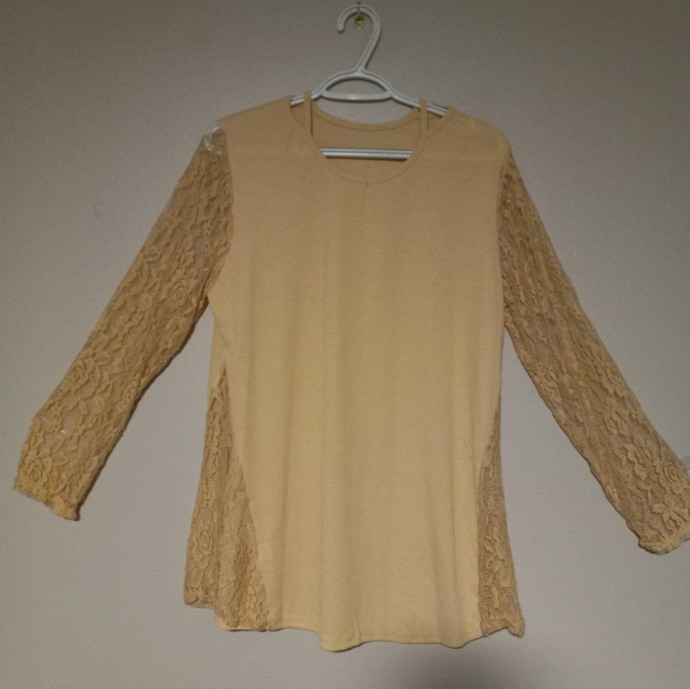 Women's Blouse..OneTan and One White with Lace on Sleeves..XL..